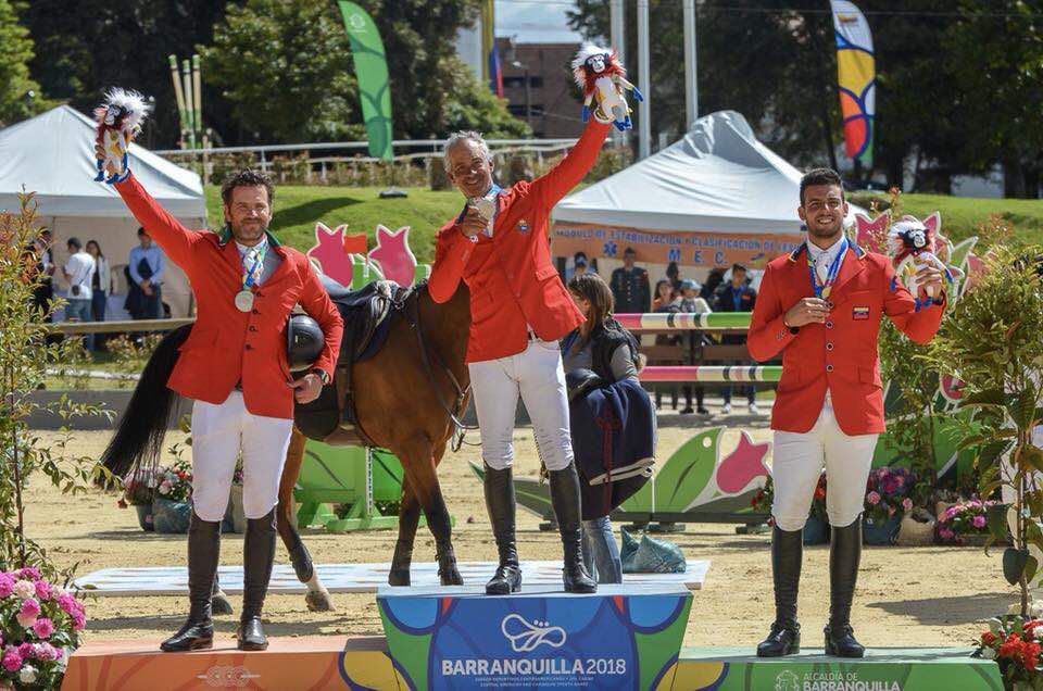 Jinetes Pablo Barrios y Enmanuel Andrade triunfan en Juegos Centroamericanos 2018