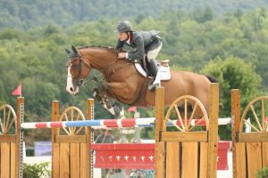 Mark Bluman y GC Blue, Salto Ecuestre como plataforma de marketing de Gustavo Mirabal