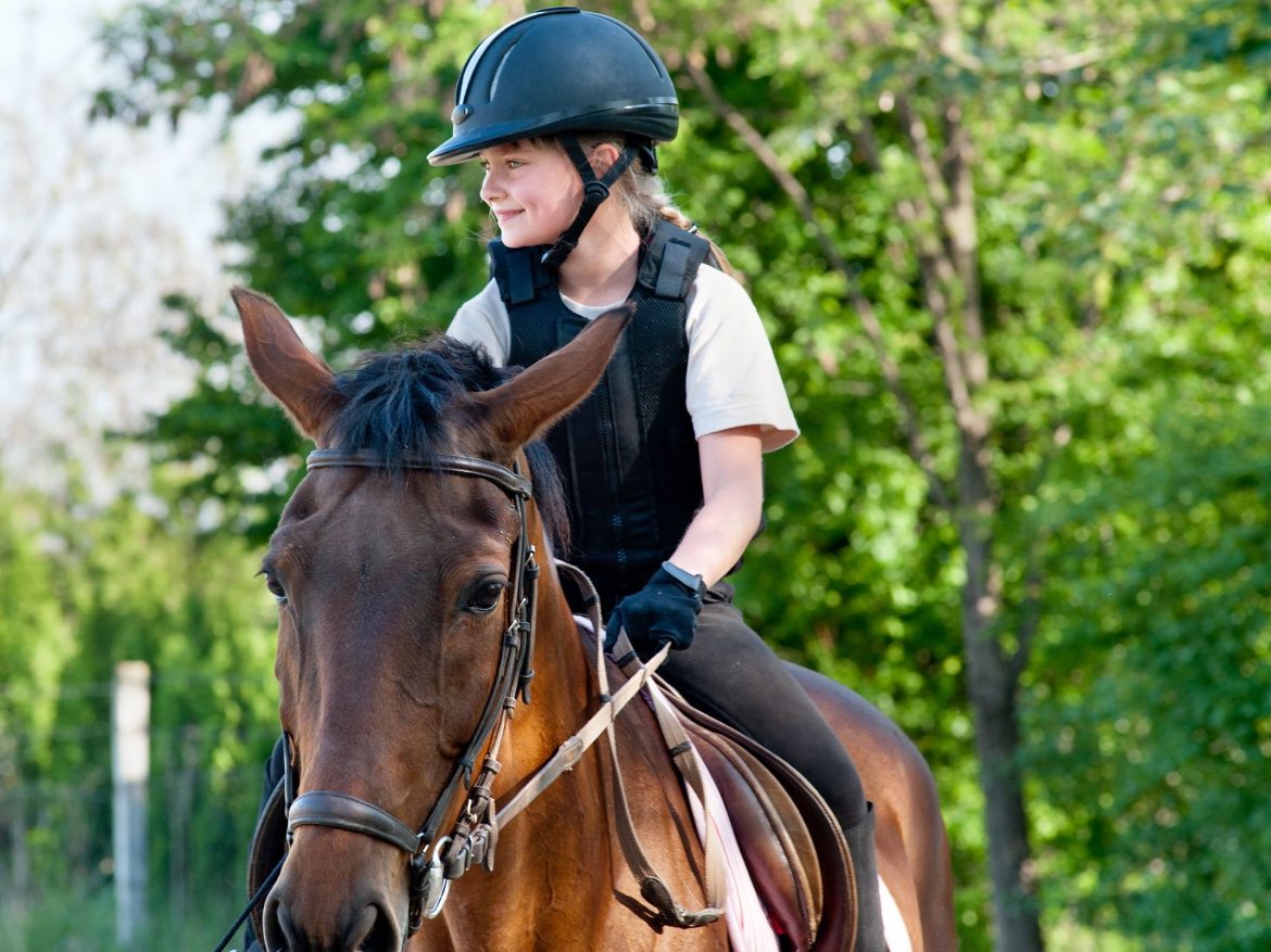 Seguridad para que tus niños monten a caballo
