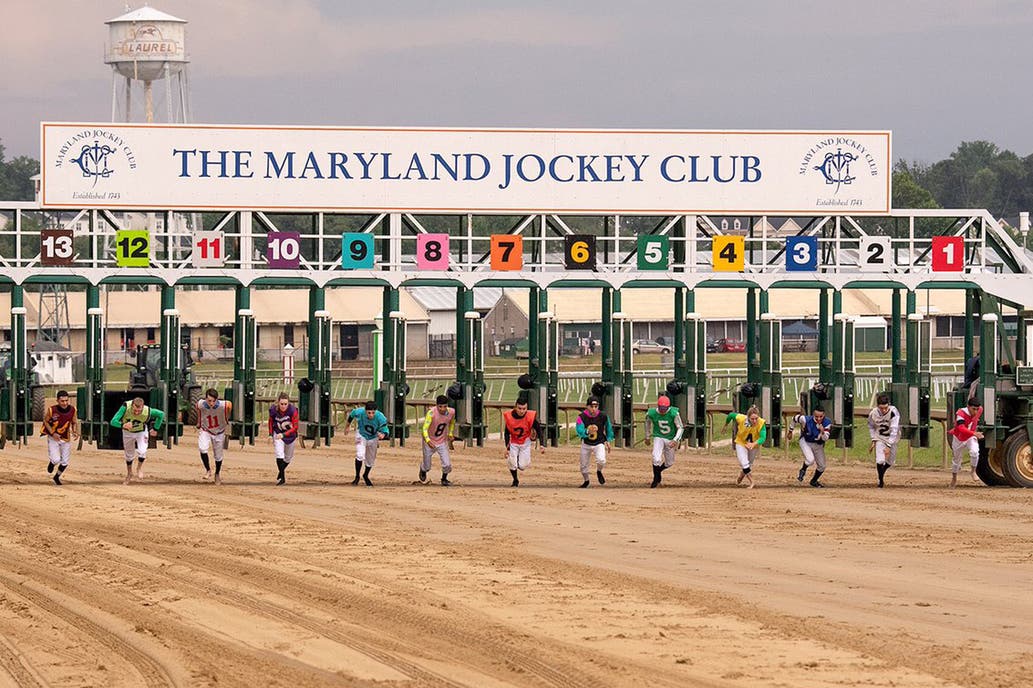 Jinetes corren sin caballos en Estados Unidos ¡Insólito!