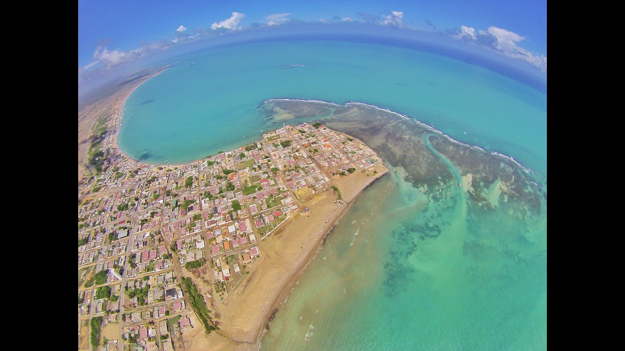 ADÍCORA, BAJO EL INMENSO MANTO DORADO – VENEZUELA