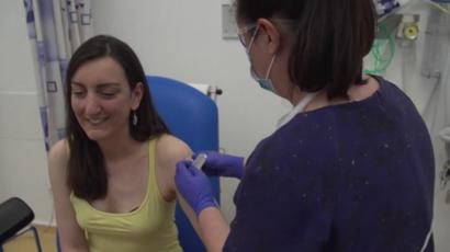 Elisa primera italiana en probar vacuna