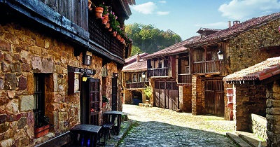 Bárcena Mayor Cantabria - España